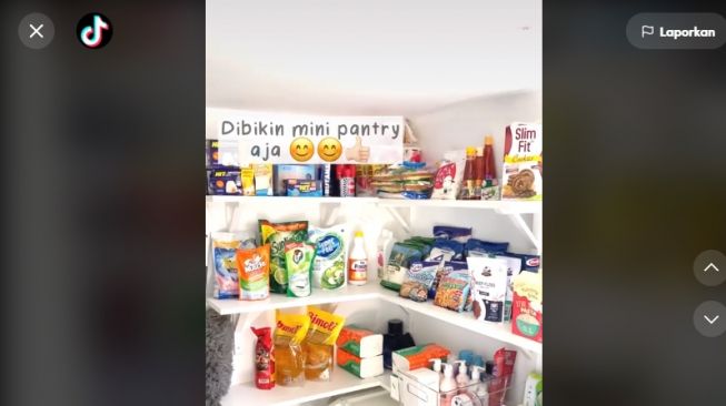 Minimarket di rumah Fitri Tropica. [TikTok/fitropfitrop]