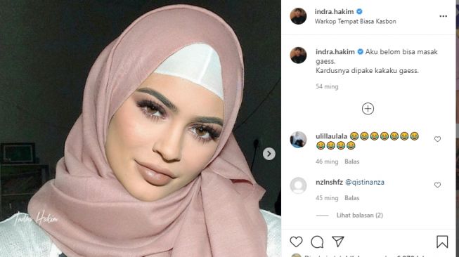 Potret kocak foto editan seleb Hollywood pakai jilbab. [Instagram/indra.hakim]