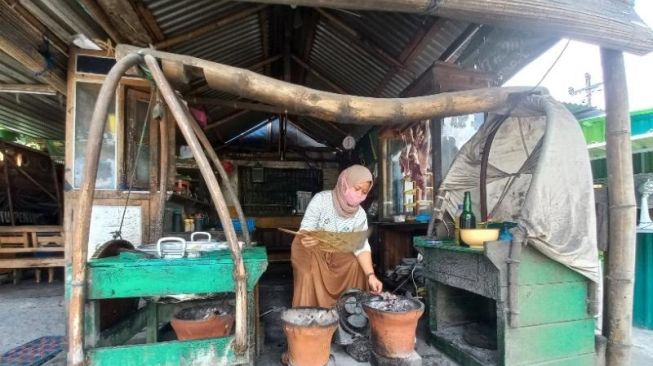 Makan Dibatasi 20 Menit, Penjual Sate Klathak: Bikin Pengunjung Ngga Nyaman Makan