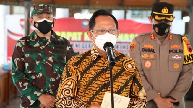 Banyak Nakes di 10 Daerah Indonesia Ini Belum Gajian, Salah Satunya Nakes di Madiun