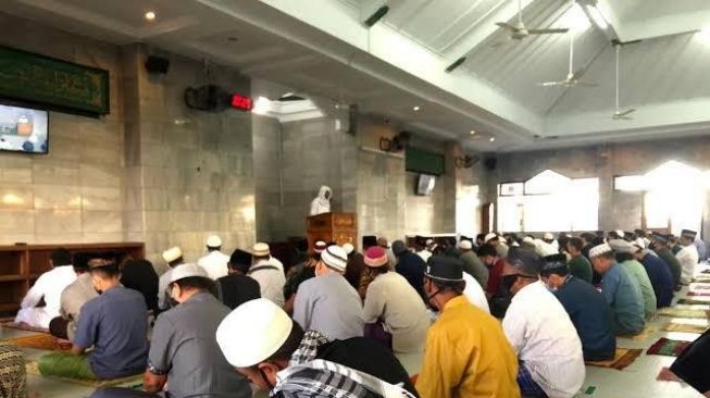 5 Keutamaan Shalat Jumat Bagi Laki-Laki Muslim