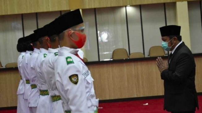 Pemerintah Provinsi Sumsel mendelegasikan dua orang pelajar untuk bergabung dalam Pasukan Pengibar Bendera Pusaka (Paskibraka) nasional di Istana Negara pada 17 Agustus 2021. ANTARA/M Riezko Bima Elko