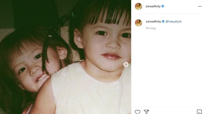 Potret keakraban Zara dan Hasyakyla sang kakak. [Instagram]