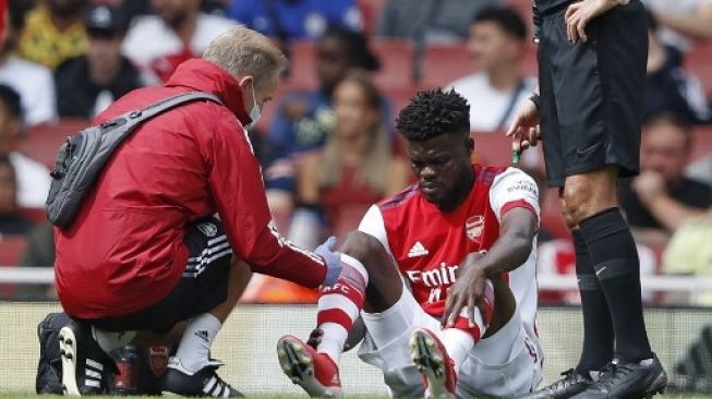 Arsenal Kalah dari Chelsea, Thomas Partey Dibekap Cedera