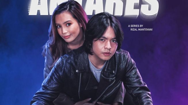 Angga Yunanda dan Beby Tsabina membintangi serial Antares. [Instagram]