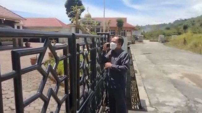 Heboh Rumah Dinas Ketua DPRD Kabupaten Solok Digembok, Dodi Hendra Siap Tempuh Jalur Hukum