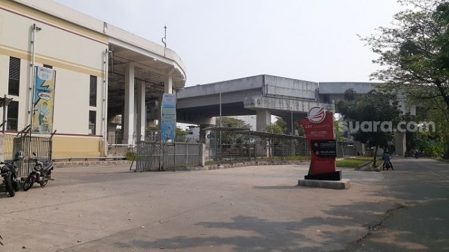 Ada Ledakan saat Kantor LRT Pegangsaan 2 Terbakar, Karyawan Alami Sesak Napas