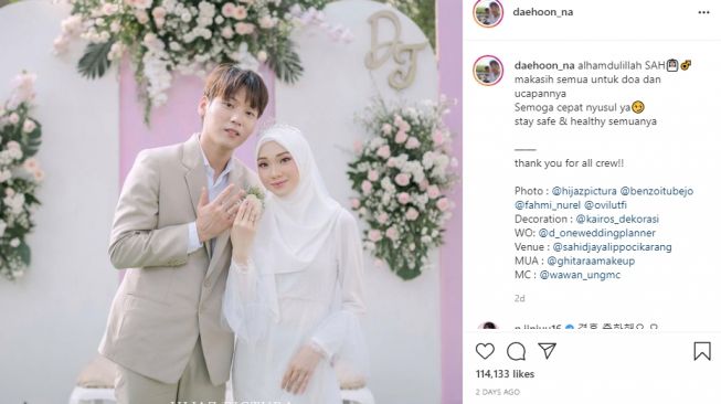 Momen Nikah Daehoon dan Julia Prastini. [Instagram]