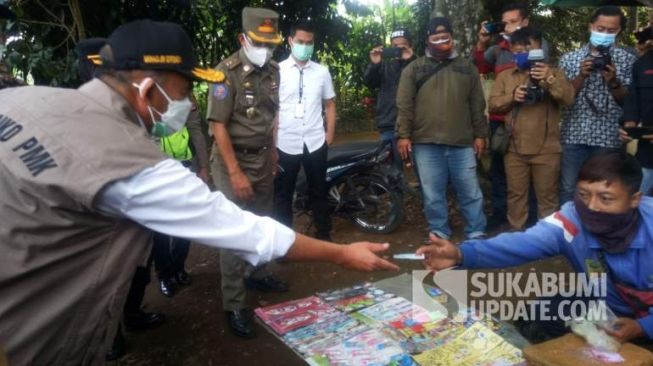 Curhat Pilu PKL ke Menko PMK Muhadjir Effendy: Saya Baru Terima Bansos Sekali