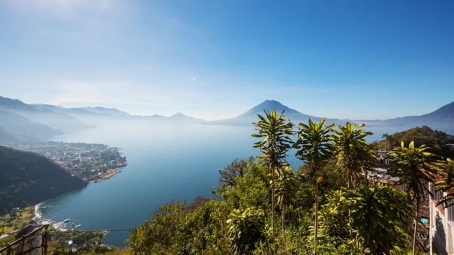 Tempat wisata di Guatemala, Danau Amatitlan, Guatemala (elemen envato)