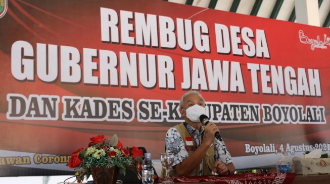 Rembug Desa se-Boyolali, Gubernur Ganjar Dicurhati Kades yang Warganya Mati-Hidup Lagi