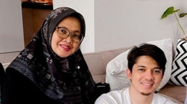 Innalillahi, Ibunda Irwansyah Meninggal Dunia 