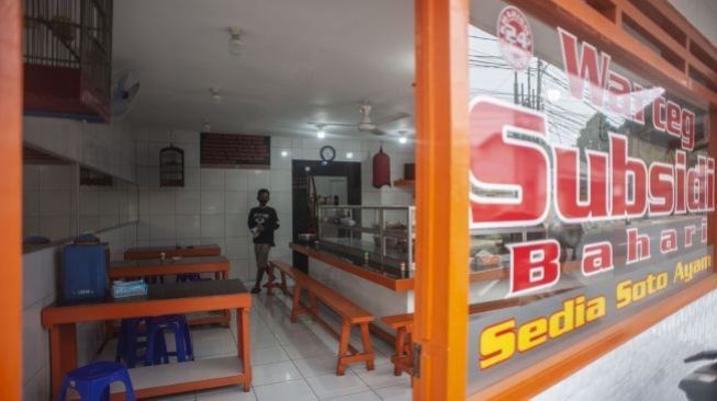 Karang Taruna Gadungan Palak Warteg untuk Sumbangan 17 Agustusan