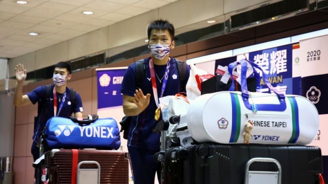 Tiga Jet Tempur Kawal Kepulangan Tim Bulu Tangkis Taiwan dari Olimpiade Tokyo