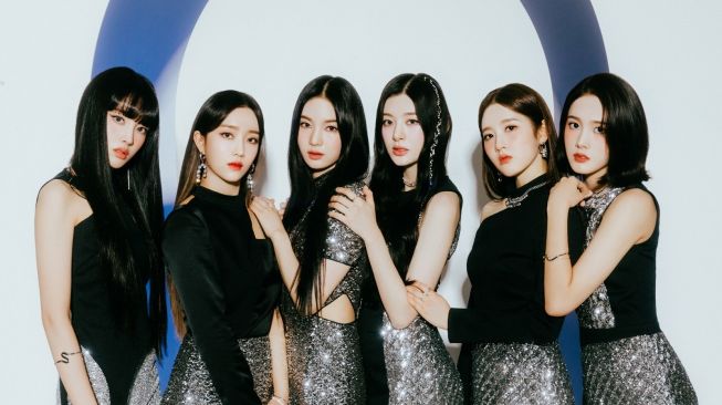 STAYC Dikonfirmasi Akan Comeback pada Bulan September