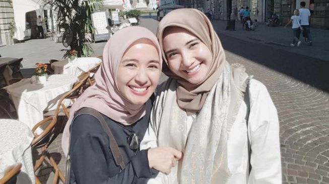 Laudya Cynthia Bella dan Zaskia Sungkar (Instagram.com)