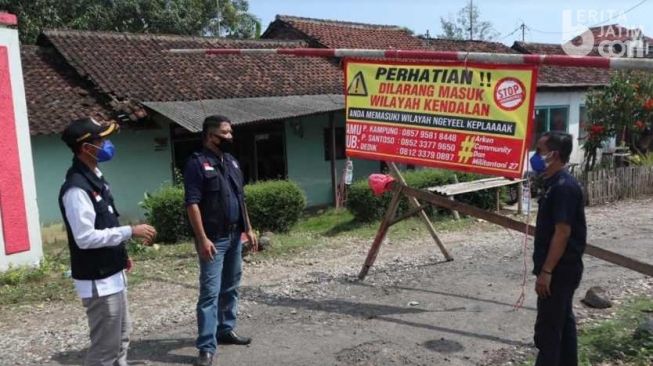 3 Mati dan Hampir Separuh Warganya Positif Covid, Masuk Dusun Ini Siap-siap 'Dikeplak'