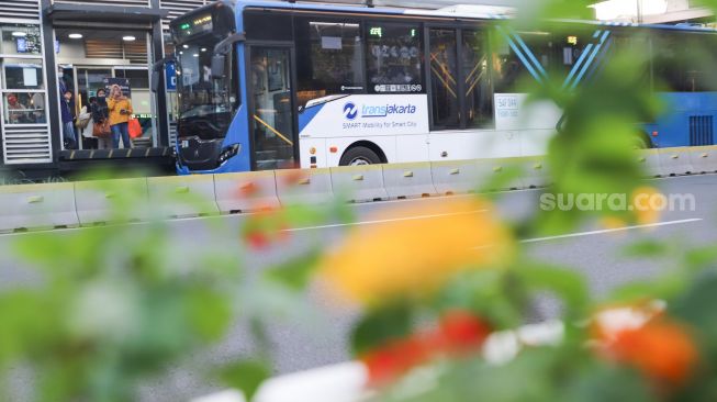 KNKT Rekomendasikan Sopir Transjakarta Diberi Pelatihan Menahan Emosi