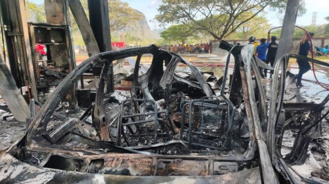 Anggota TNI Jadi Korban Kebakaran SPBU Pangkep, Keponakannya Tewas Terbakar