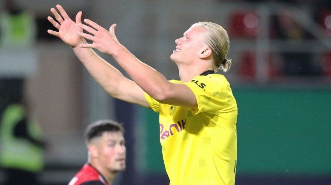 Penyerang andalan Borussia Dortmund, Erling Haaland. [Daniel ROLAND / AFP]