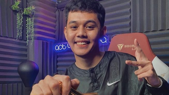 Oura, Marsha dan Donkey Ungkap Gaji Pertama Saat Jadi Pro Player