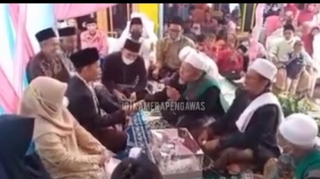 Kiai di Banten Wafat Usai Baca Dua Kalimat Syahadat, Netizen: Ini Namanya Husnul Khotimah