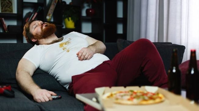 Mengenal Food Coma, Kondisi Lemas dan Kantuk Setelah Makan