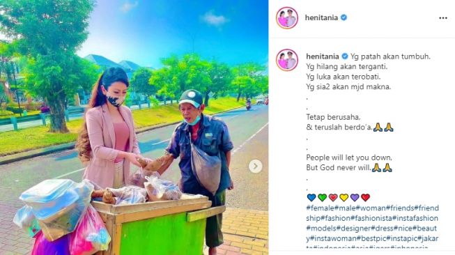 Heni Tania mantan artis yang dinikahi Kombes. [Instagram]