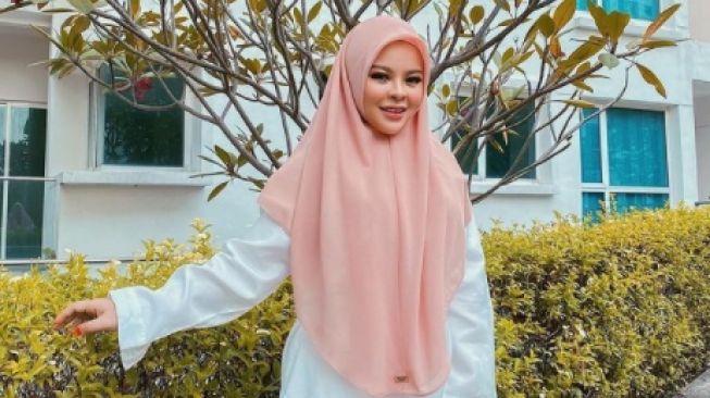 Siti Sarah Meninggal karena Covid-19, Shuib: Bidadari Surgaku Pergi Selamanya
