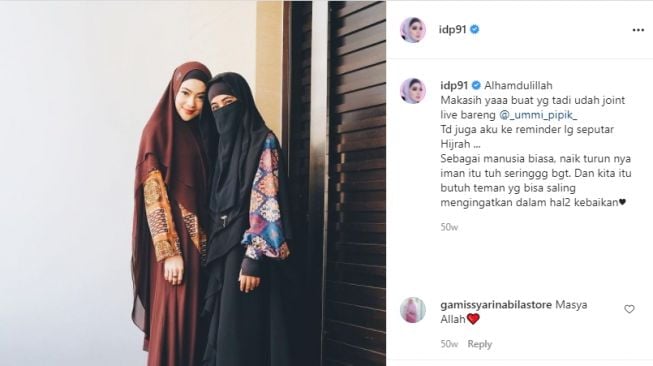 Potret Terkini Indah Dewi Pertiwi Pakai Baju Syar'i. [Instagram]