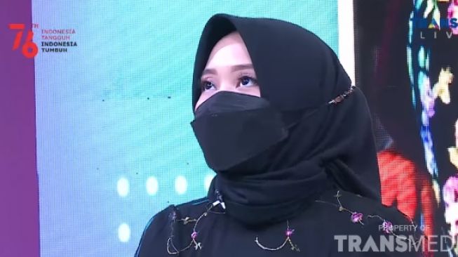 Anak Teddy dan Lina Jubaedah Hidup Sengsara? Ini Tanggapan Putri Delina