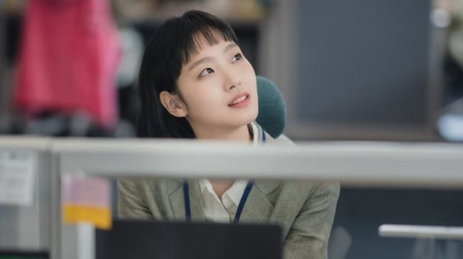 Sinopsis Yumi's Cells: Kim Go Eun Trauma Gegara Asmaranya Gagal Berulang Kali