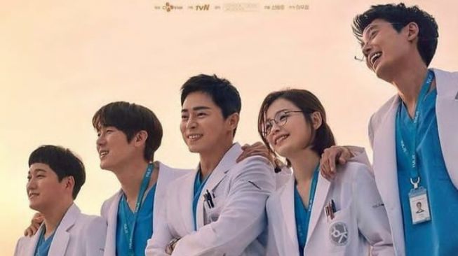 Alur Drama Hospital Playlist Dikritik, Dinilai Tidak Ada Kemajuan
