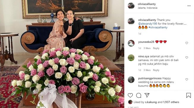 Potret pernikahan Olivia Zalianty dan Ndaru Kusumo [Instagram/oliviazallianty]