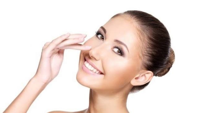 Viral Wanita Bagikan Trik Simpel Punya Hidung Mancung, Malah Bikin Warganet Ngeri
