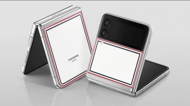 Sultan! Samsung Galaxy Z Fold 3 dan Flip 3 Thom Browne Edition Seharga Rp 52 Juta Ludes