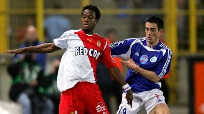 Mohamed Kallon saat hijrah ke AS Monaco. (OLIVIER MORIN / AFP)