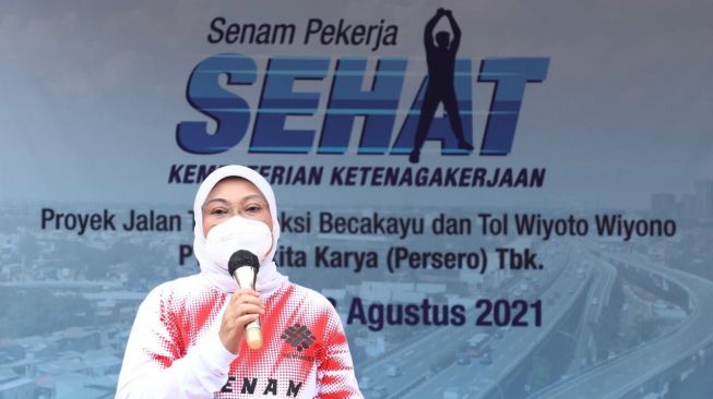 Menaker Ida Tekankan Pentingnya Senam untuk Pekerja