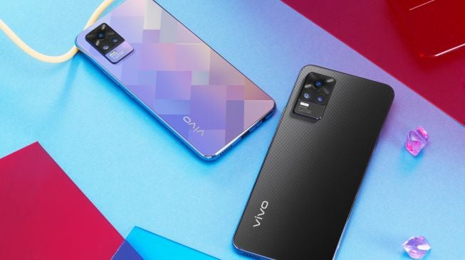 Vivo V21. [Vivo Indonesia]