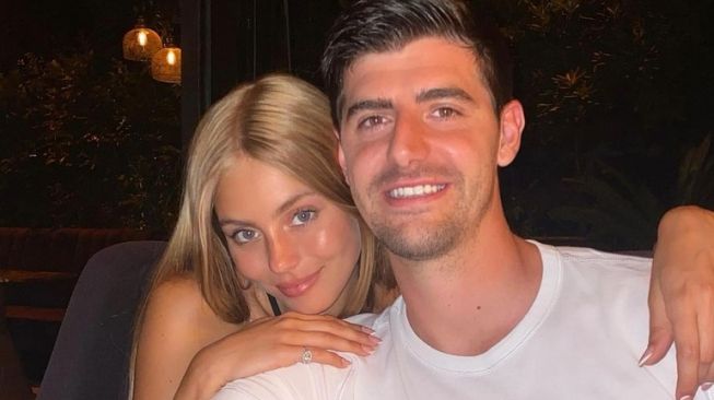 Thibaut Courtois dan Mishel Gerzig Go Public, Neymar Patah Hati?