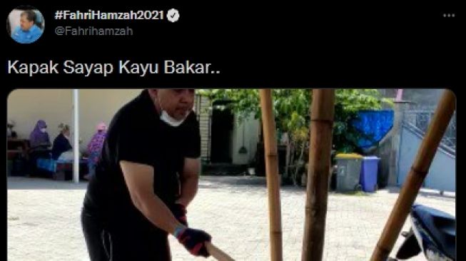 Fahri Hamzah Tulis Kapak Sayap Kayu Bakar, Netizen: Wah Kaya Slogan Sebelah Neh