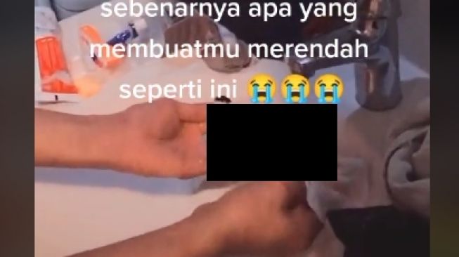 Suami cuci pembalut istri (tiktok)