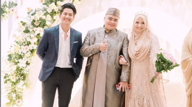 Potret kedekatan Alvin Faiz dan Zikri Daulay [Instagram/zikridaulay1]