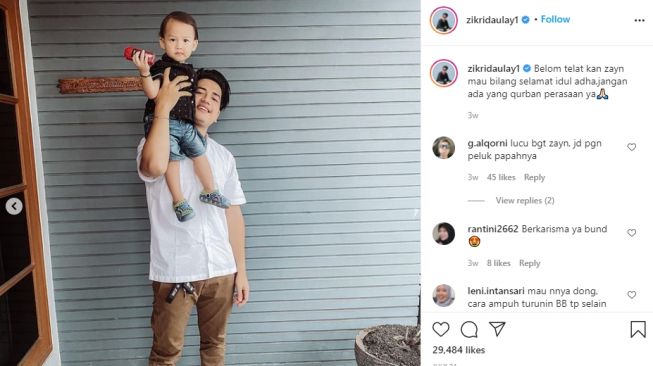 Potret Kedekatan Zikri Daulay bareng anak usai cerai dari Henny Rahman. [Instagram/zikridaulay1]