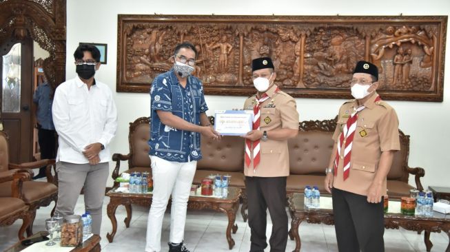 Pertamina Bagikan 500 Paket Sembako untuk Warga Kebumen