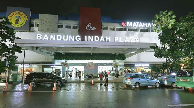  Bandung Indah Plaza. (Lippomalls.com)