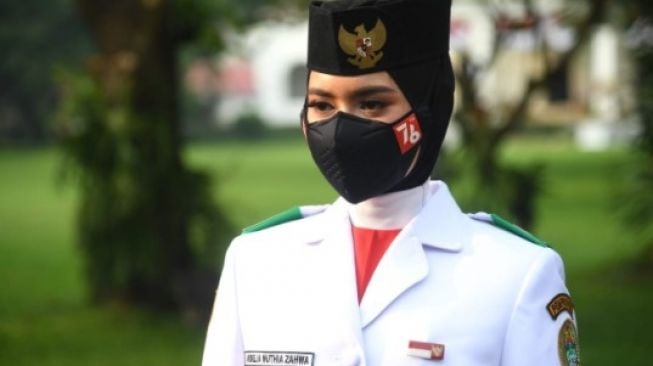 Profil Ardelia Muthia Zahwa, Paskibraka Pembawa Baki Bendera Merah Putih di Istana