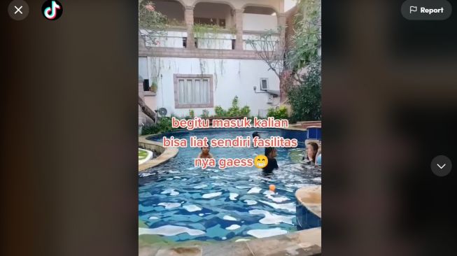 ihat Tampilan Depan Rumah Sederhana, Warganet Syok Dalamnya Bak Sultan (TikTok)