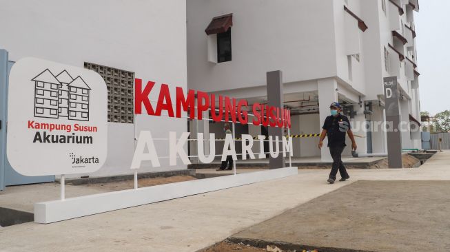 Suasana di Kampung Susun Akuarium, Penjaringan, Jakarta Utara, Rabu (18/8/2021). [Suara.com/Alfian Winanto]