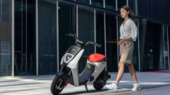 Simak Pesona Honda U-BE, Motor Elektrik Mungil yang Lebih Murah dari Honda Beat